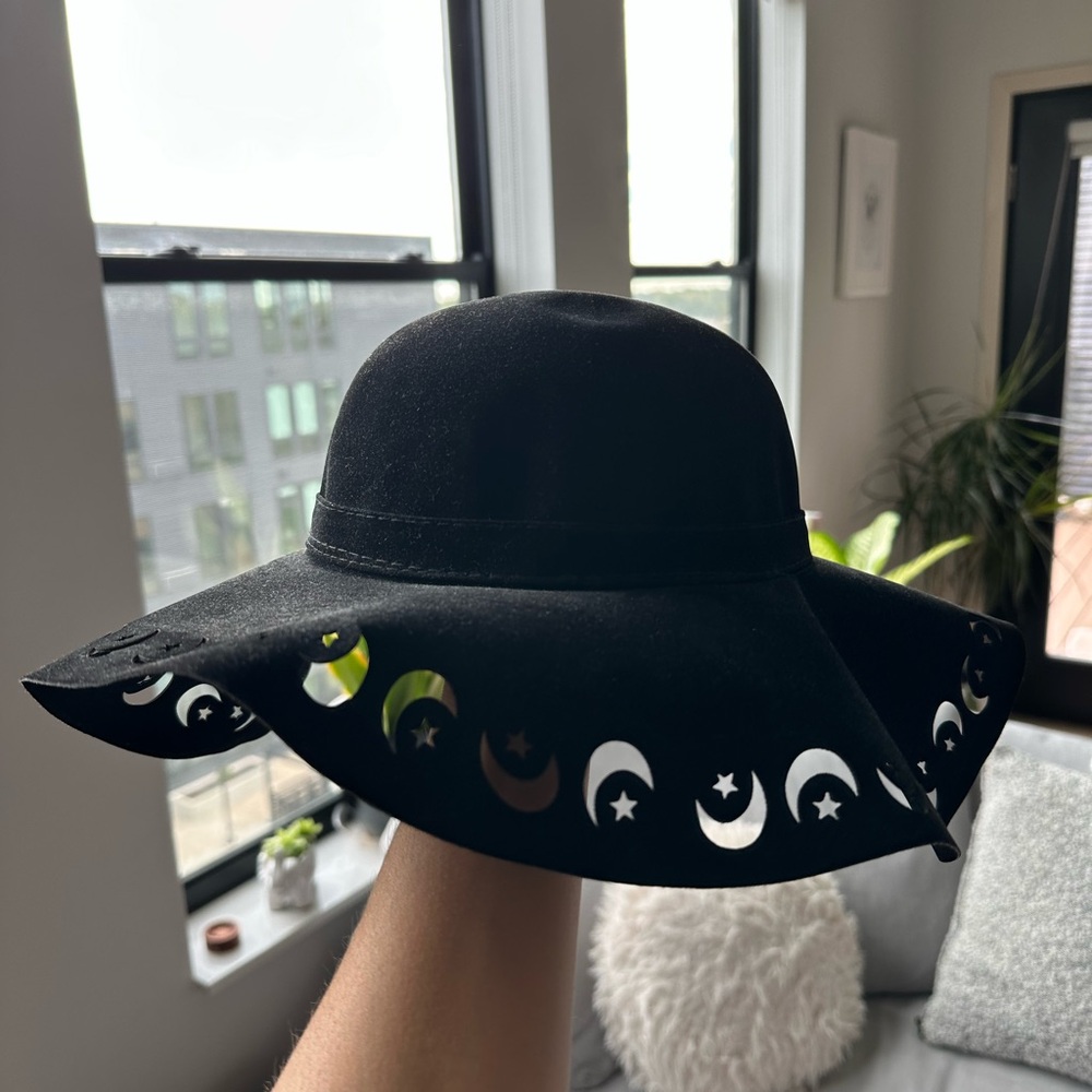 Black Celestial Hat NWOT